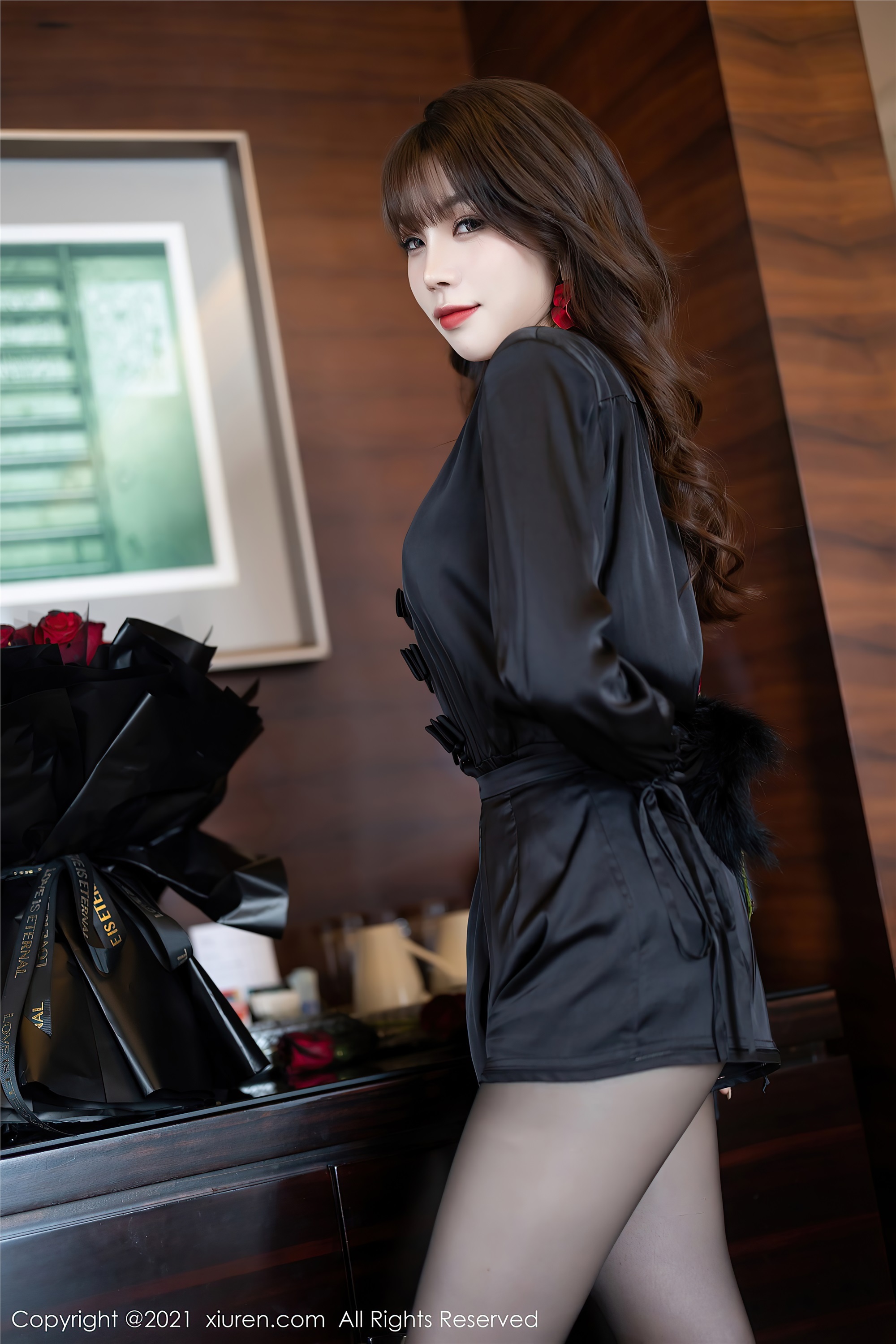 Xiuren秀人网 2021.11.11 NO.4205 芝芝Booty